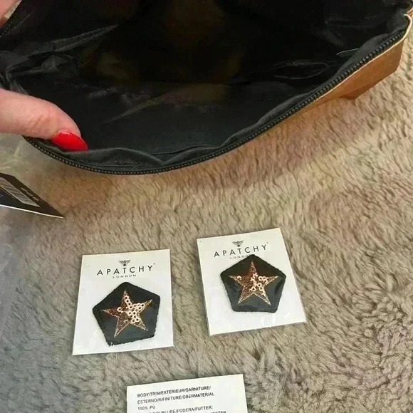 NWT Apatchy London large makeup bag with patches - Picture 5 of 6